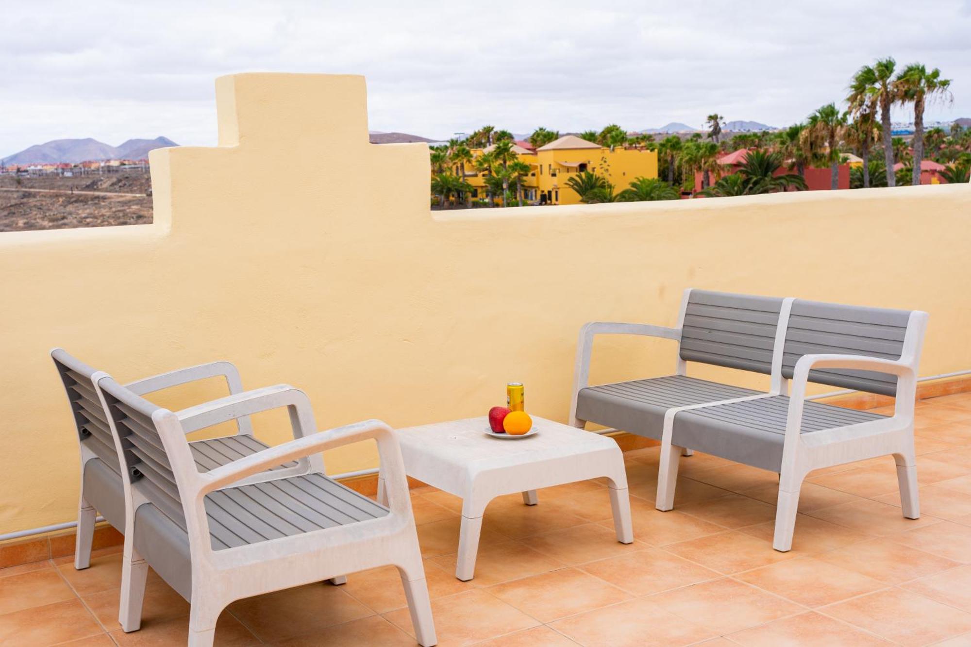 Villas y Apartamentos El Sultan Corralejo Exterior foto